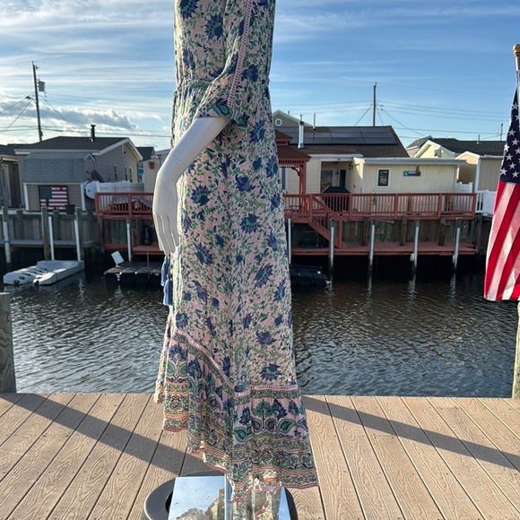 Blue and White Ruffled Midi Sundress with Plunge Neckline - Picture 11 of 16